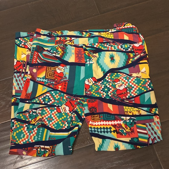 Plus Size Soft Multi color Women’s Lularoe Leggings Skiing Santa Graphic sz TC2 - Picture 4 of 6